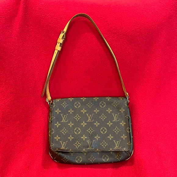 💎✨Louis Vuitton Musette Tango Short Monogram Leather Shoulder Bag✨💎 - Picture 2 of 11